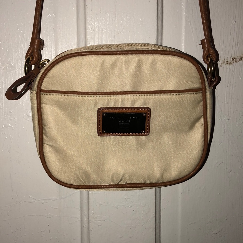 Tommy Hilfiger crossbody bag